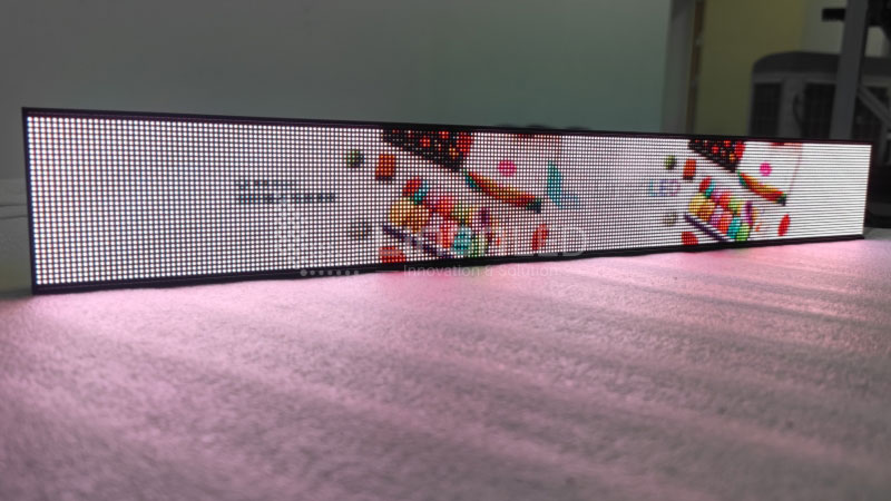 Shelf LED Screen Presentation